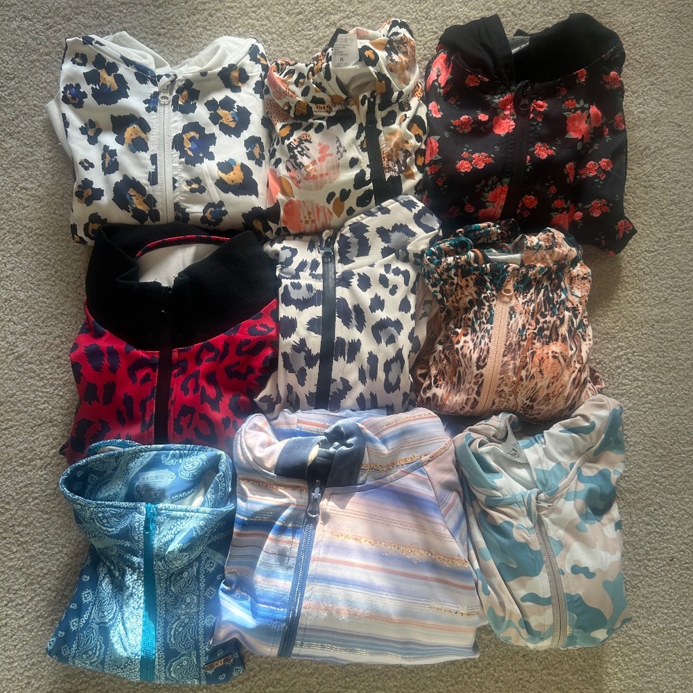 Noire Blanc workout jackets